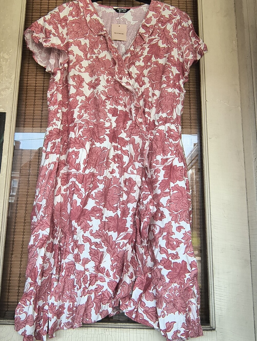 BloomChic Floral Print Wrap-Style Ruffle Midi Dress Red/Cream NWT Size 20-22